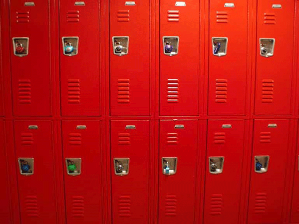 Apply for a locker on campus